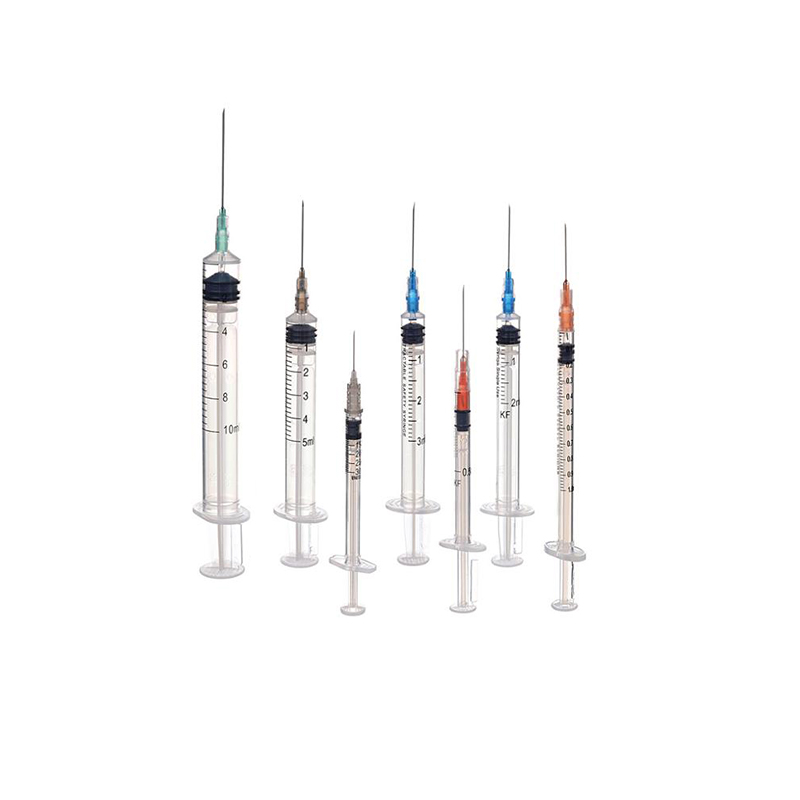 Manual retractable syringe