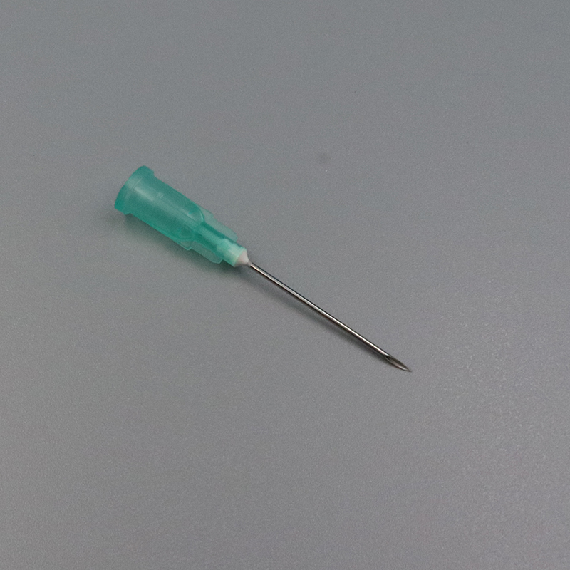 hypodermic needle (13)