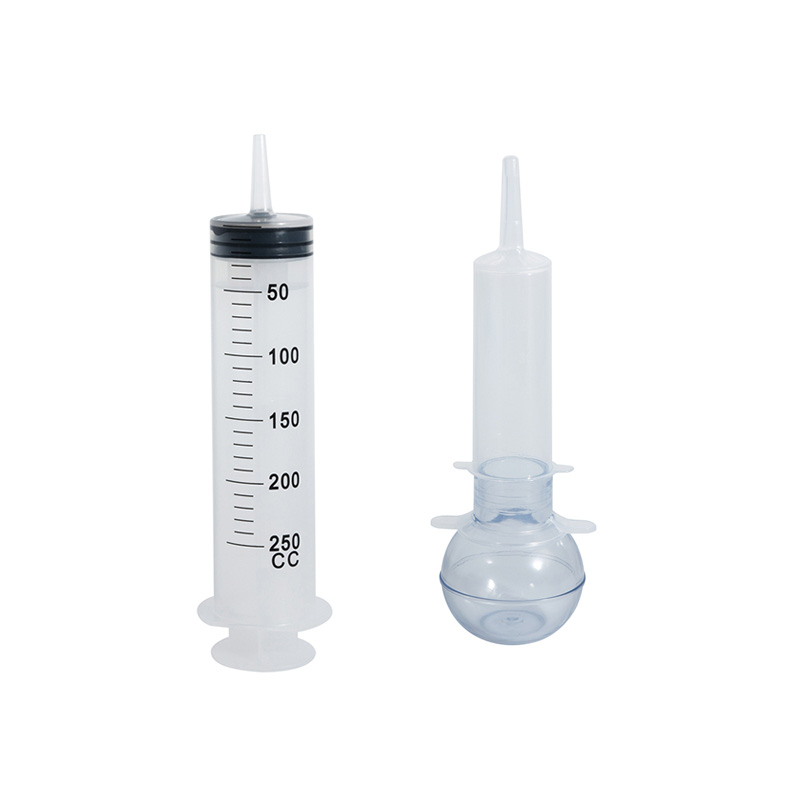 irrigation syringe